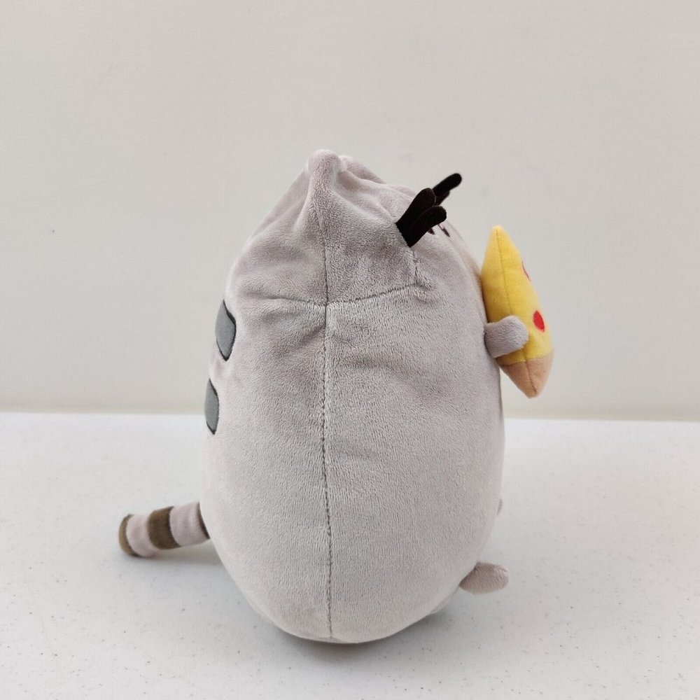 GUND Pusheen Cat Holding Pizza Plush Stuffed Animal Toy - Picture 2 of 9